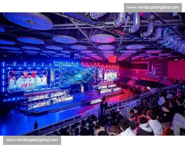 电竞魅力无限，和平精英总决赛现场，让你大呼过瘾！